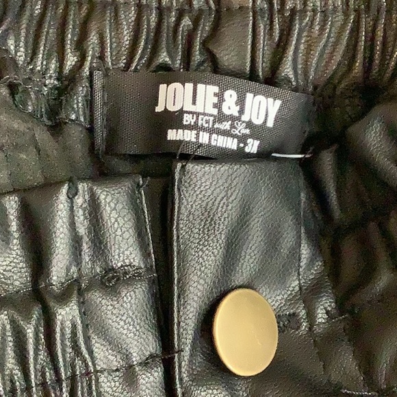 Jolie & Joy Size 3X Black Elastic & Button Closure Shorts. New With Tags - Picture 5 of 8